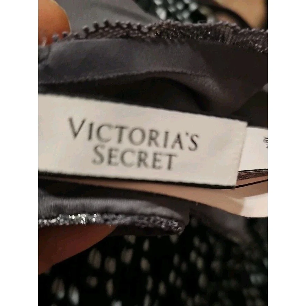 Victoria Secret Body Dark Purple Silver floral Lace Bra Size 34DD